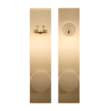 Load image into Gallery viewer, PINKYS LOCK w/ Round Knob in Brass