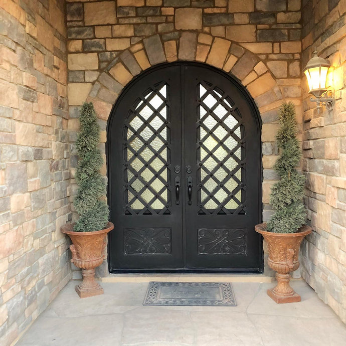 What’s The Right Door For Your Arkansas Home?