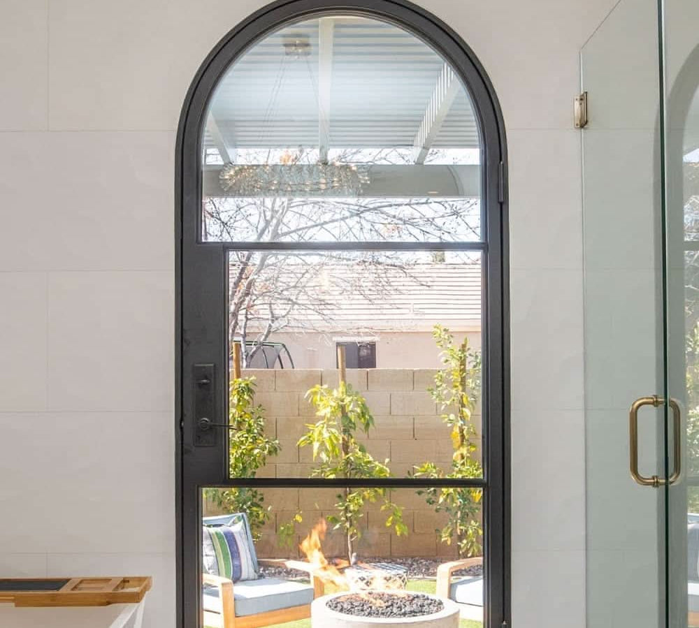 Modern Glass Pantry Door for the Kitchen: What You Should Know