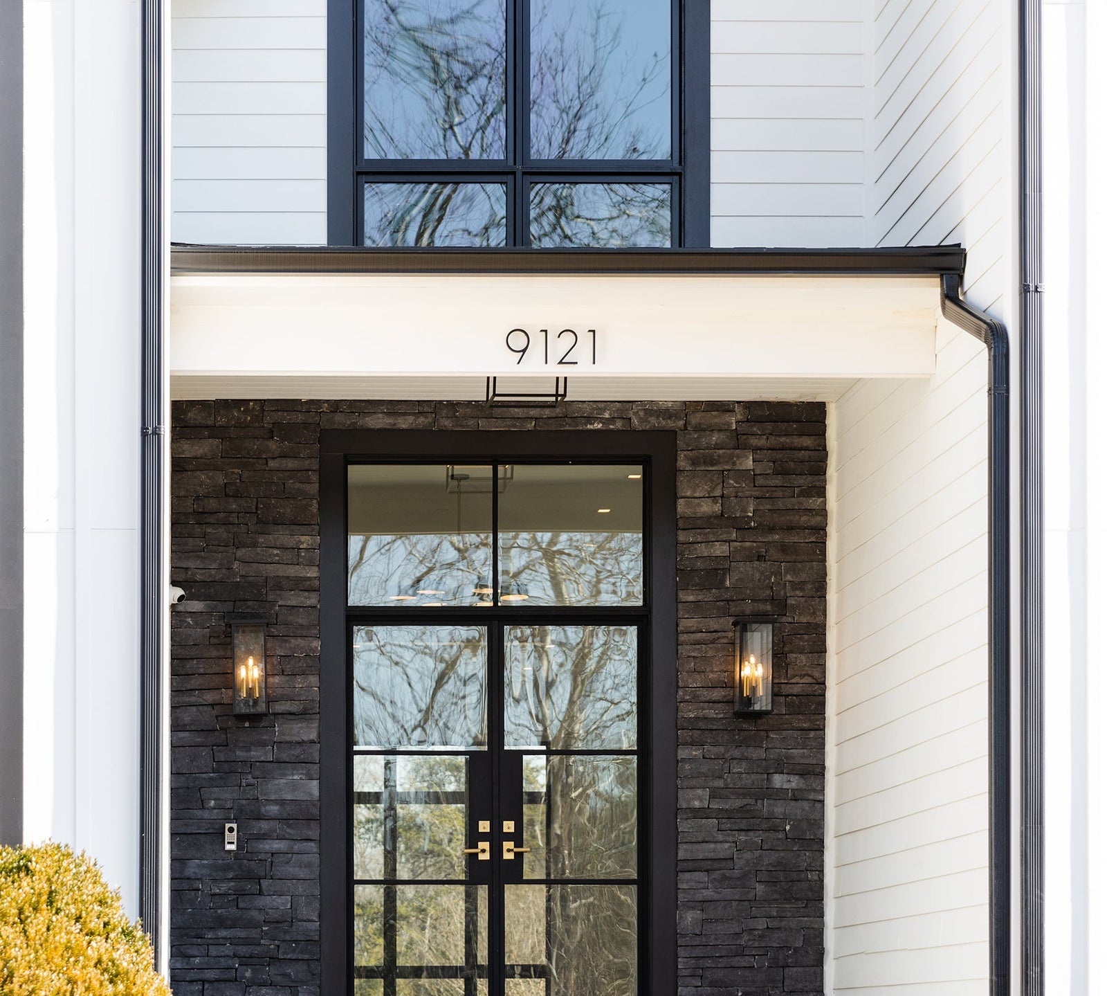 Why Iron and Steel French Doors Are a Great Choice
