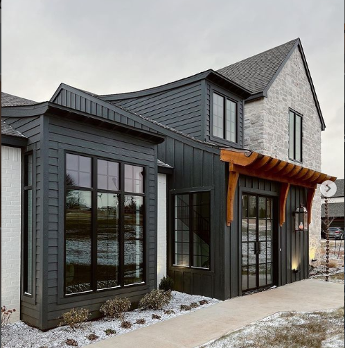 Steel doors Vs. Wooden Doors: What Is The Best Aesthetic Option For Your Home In North Dakota?