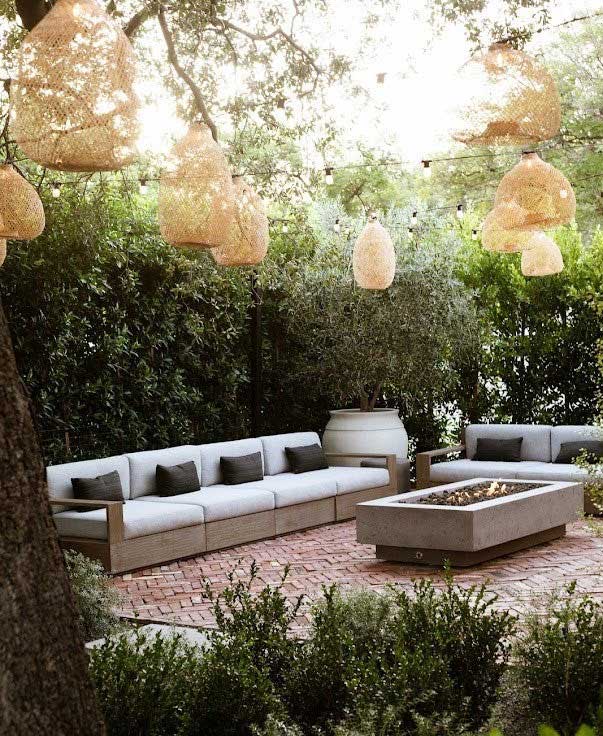 Steal This Look: A Luxe Outdoor Living Room
