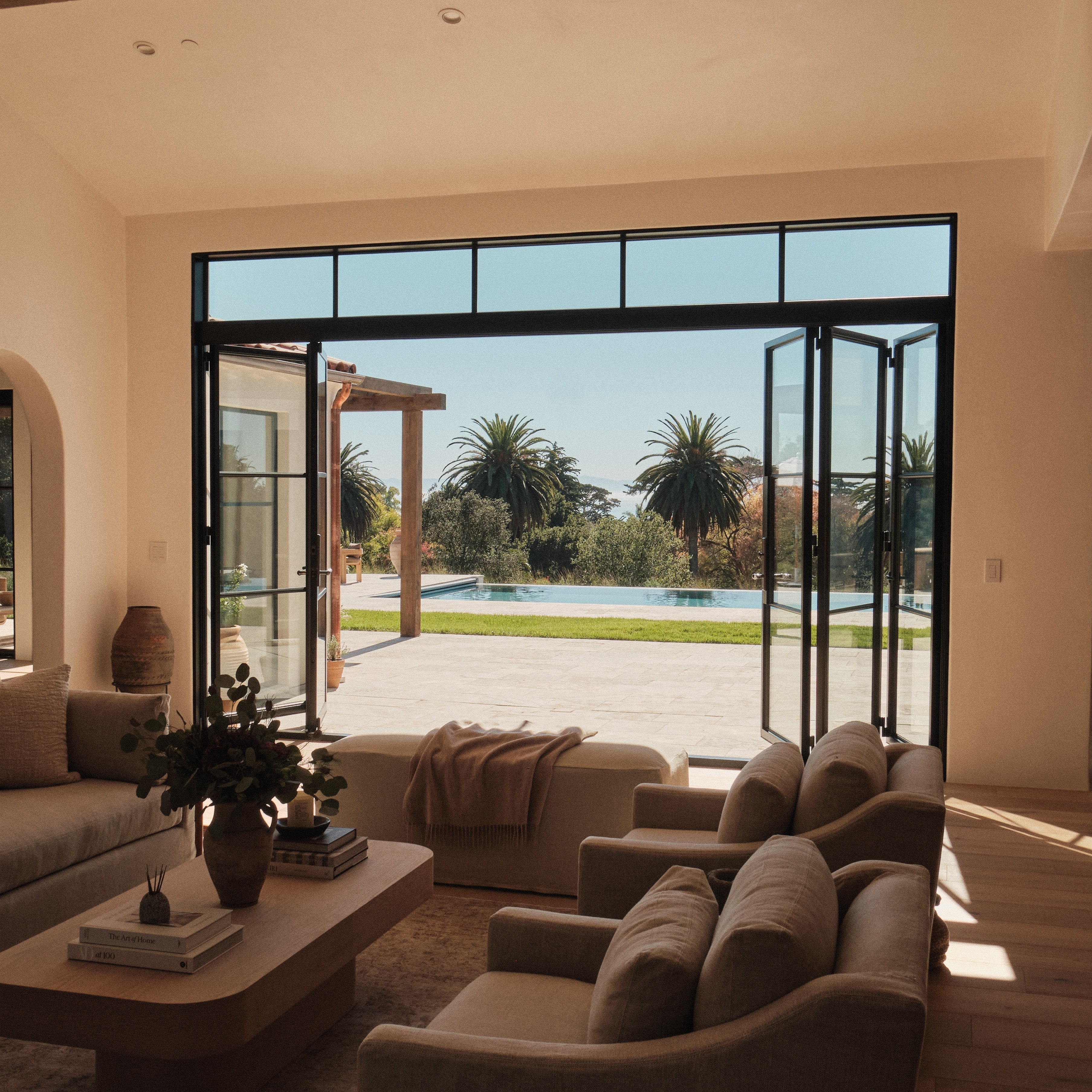 Designing Seamless Indoor–Outdoor Living in California With Custom Ste ...