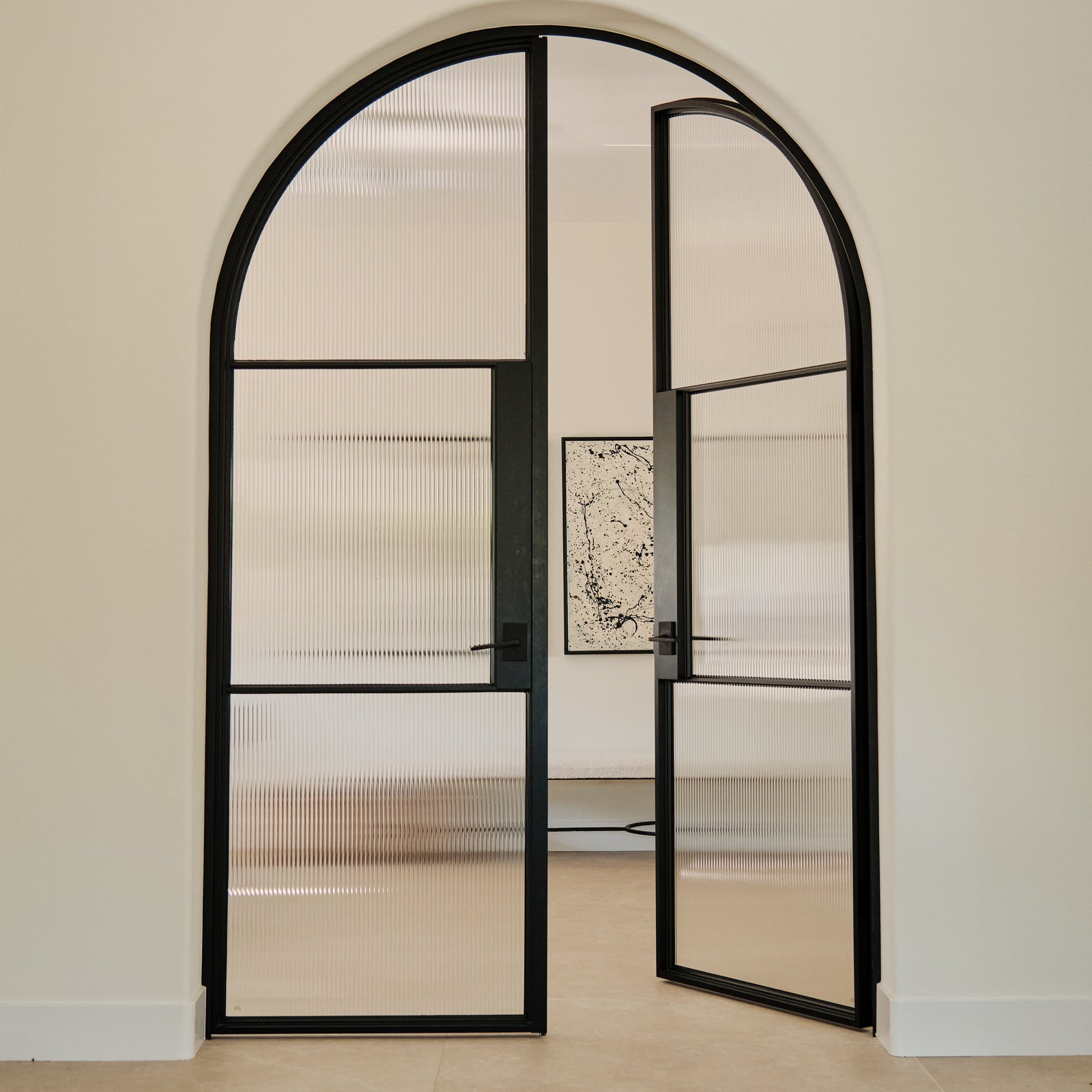 2.0 - Interior - Double Doors