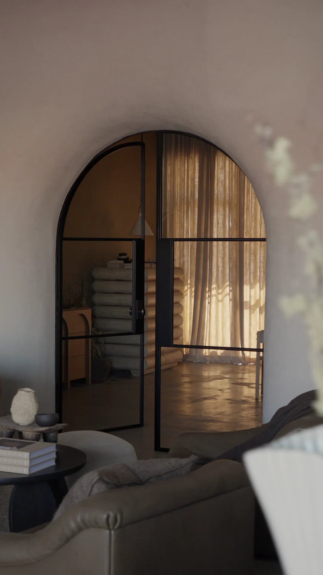 hot-rolled ottostumm steel interior door at lolo showroom